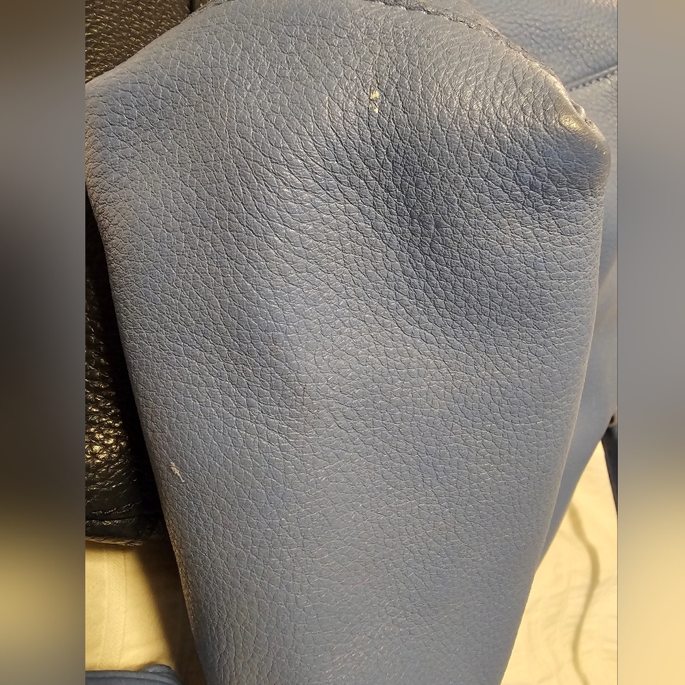 ✨️ Rare Light Blue Hammitt Meduim Daniel Bag - Picture 8 of 8
